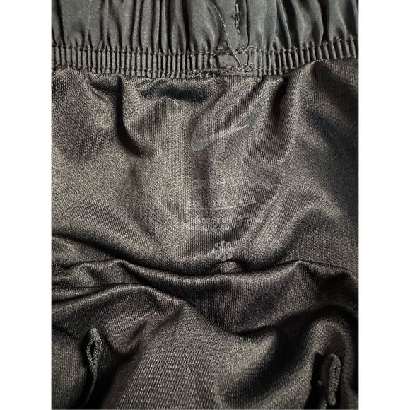 Nike Dri Fit Black Drawstring Elastic Waist Womens Short Size XXL - Picture 3 of 4